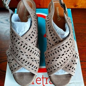 Baretraps Ilene sandals. Size 9M.